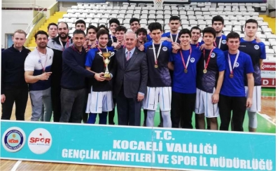 Alt yapıda şampiyon ‘Kağıtspor’