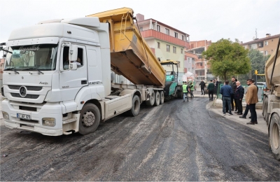 ALTYAPI VE ÜSTYAPI ÇALIŞMALARI HIZLA DEVAM EDİYOR