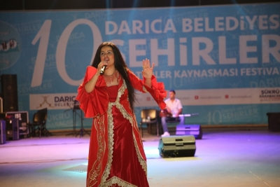 AMASYALILAR DARICA DA GÖNÜLLERİNCE EĞLENDİ