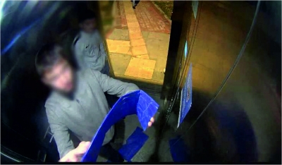 Asansör kabinlerine zarar verdiler