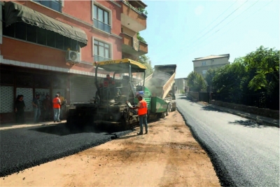 Asfaltlama Çalışmaları Aralıksız Devam Ediyor