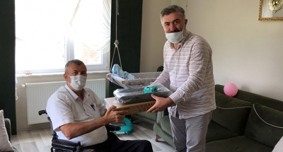 Başkan Büyükakın, engelli muhtarın isteğini kırmadı