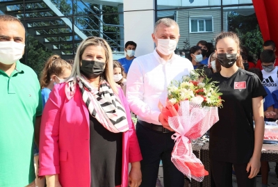 Başkan Büyükakın, Kocaeli Yüzme Kulübü’nün 21. yılını kutladı