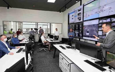 Başkan Büyükakın, “Trafiğin sinir uçlarını buradan yöneteceğiz”