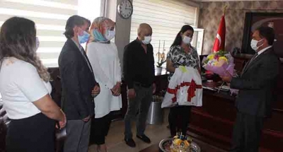 Başkan Büyükgöz Emlak Konut’a misafir oldu