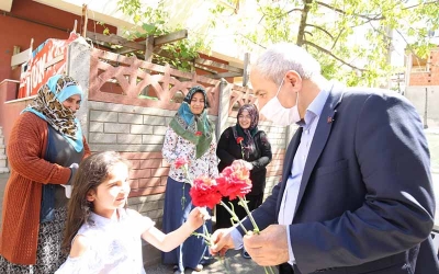 Başkan Büyükgöz’den Anneler Günü Ziyaretleri