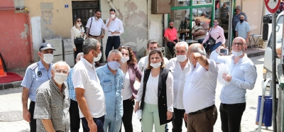 Başkan Hürriyet’ten Kuruçeşme esnafına moral ve maske desteği