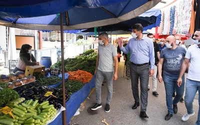 BAŞKAN KOCAMAN PAZARA ÇIKTI