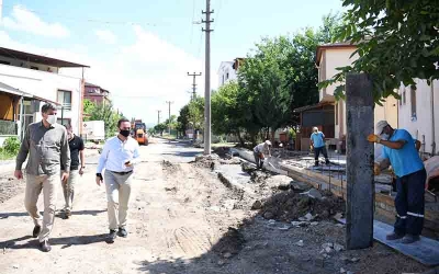 BAŞKAN KOCAMAN ÜST YAPIYI İNCELİYOR