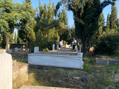 Başkan Şayir, bayram öncesi mezarlıkları denetledi