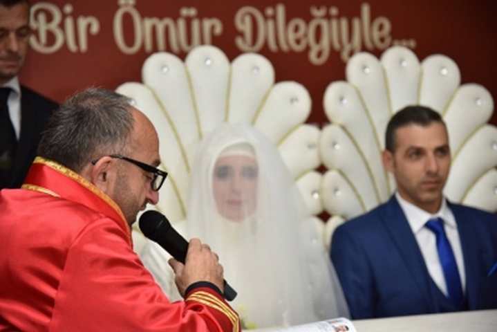 BAŞKAN ÜZÜLMEZ CEMİYETLERDE