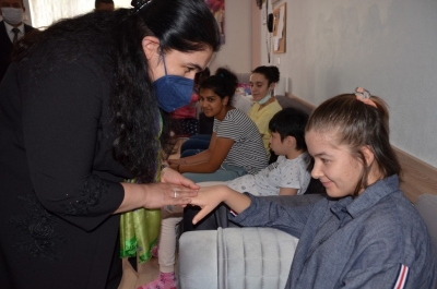 Bayan Yavuz’dan Bakım, Rehabilitasyon Merkezi’ne Ziyaret