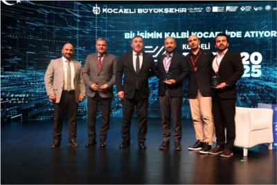 Bilişim Fuarı'nda sporun dijital dönüşümü konuşuldu