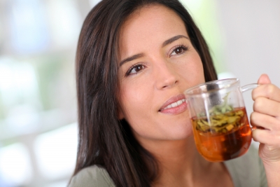 BİTKİ ÇAYLARINI TÜKETİRKEN DİKKAT!