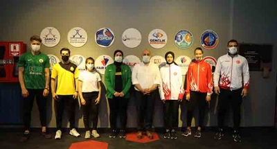 Bıyık: “Gençlere kapımız da gönlümüz de açık”