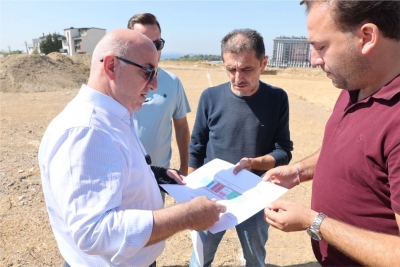  Bıyık, Spor Kompleksi inşaatını inceledi
