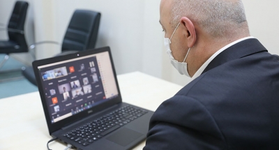 Bıyık, Zoom üzerinden öğrencilerle buluştu