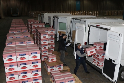 Bugün 3 bin gıda paketi ihtiyaç sahiplerine ulaştırılıyor