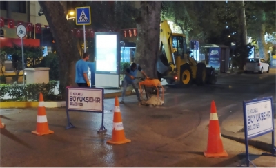 Büyükşehir İzmit merkezde gece mesaisinde