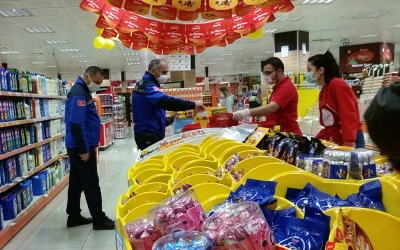 Büyükşehir’den çikolata ve şeker denetimi