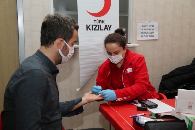 Büyükşehir’den Kızılay kan bağışına destek