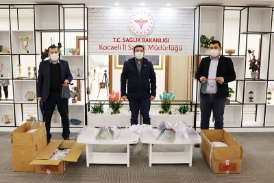 Büyükşehir’in ürettiği maskeler kamu kurumlarına dağıtıldı