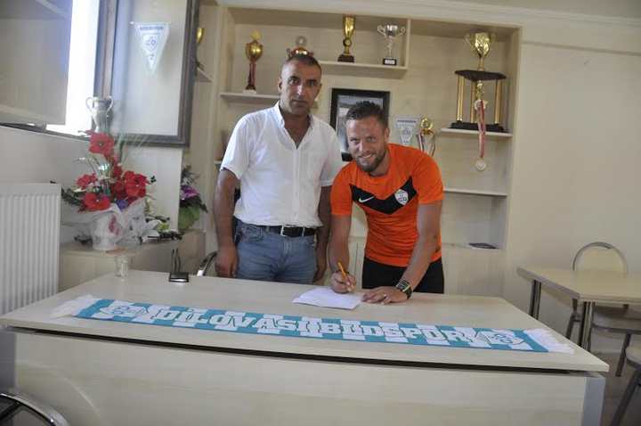 Bir Panzer'de Dilovası Belediyespor'da
