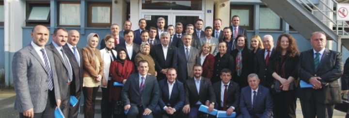 Başkan Köşker mazbatasını aldı