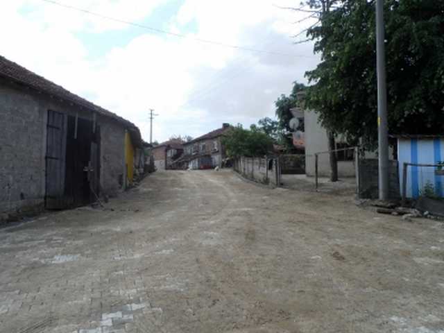 ÇAVUŞOĞLU KÖYÜNE PARKE