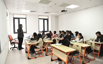 Cayırova Gençlik Merkezinden 66 öğrenci üniversiteyi kazandı