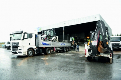 Çayırova’dan deprem bölgesine 5 iş makinesi