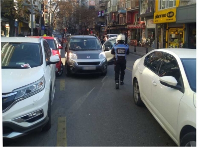 Çift sıra parklanma yapan araçlara ceza