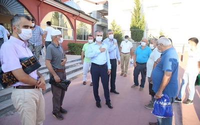 Çiftçi Çayırova'lı hemşerileriyle Bayramlaştı