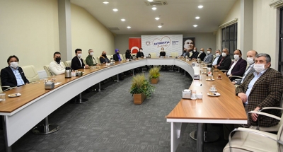 Çiftçi meclis üyeleriyle bir araya geldi