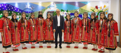 Çiftçi, şampiyon ekibi ağırladı