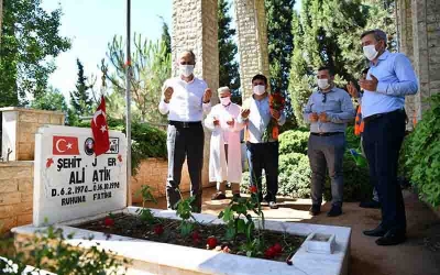 Çiftçi Şehitleri Dualarla Yad Etti