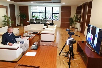 Çiftçi’den ilçe başkanlarıyla video konferans