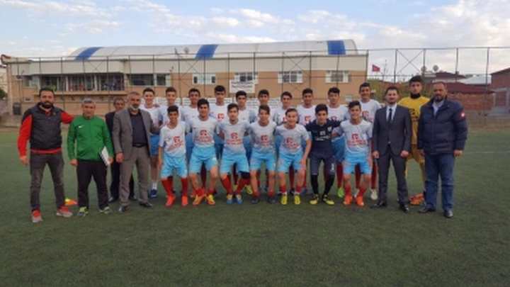 Çolakoğlu’ndan Gönüllerin Şampiyonuna Prim Sürprizi