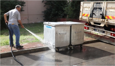 Çöp konteynerleri yenileniyor