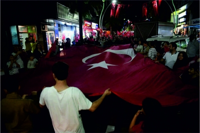 Cumhuriyet coşkusuna yakışır fener alayı