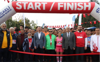 Cumhuriyet Koşusu nefes kesti