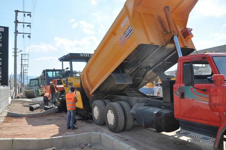 BİN 200 METRELİK YOL