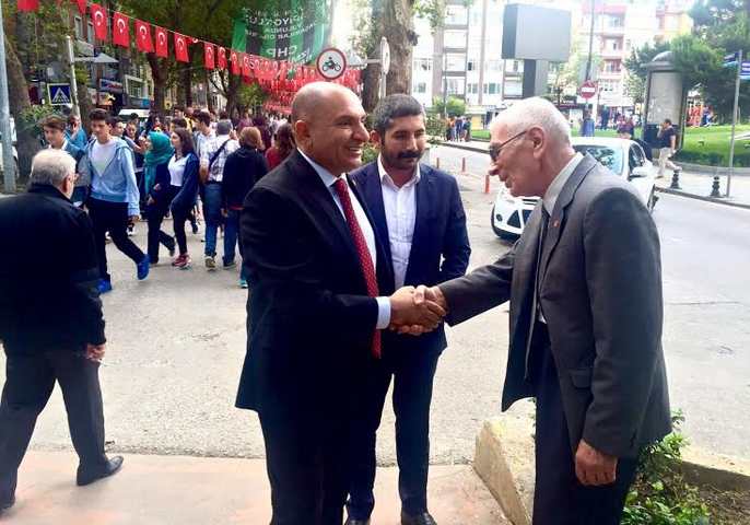 “UMUT SOKAKTA”