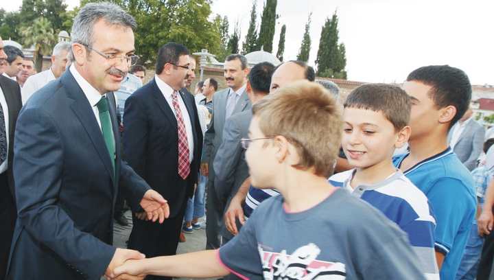 Gebze meydanda bayramlaşacak