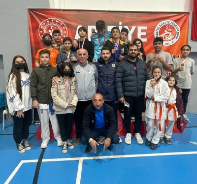 Darıca Belediyesi turnuvalara damga vurdu