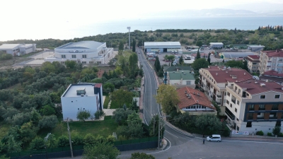 Darıca Körfez Caddesi'nde yol çizgileri çizildi