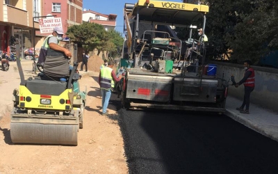 Darıca’da asfalt ve parke çalışmaları