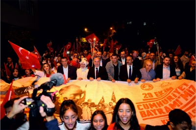 Darıca’da Cumhuriyet’in 100. yılına yakışan kutlama