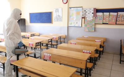 Darıca’da okullar dezenfekte ediliyor