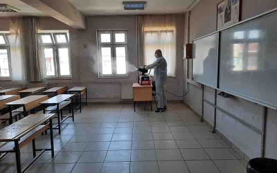 Darıca’da sınav öncesi okullar dezenfekte edildi